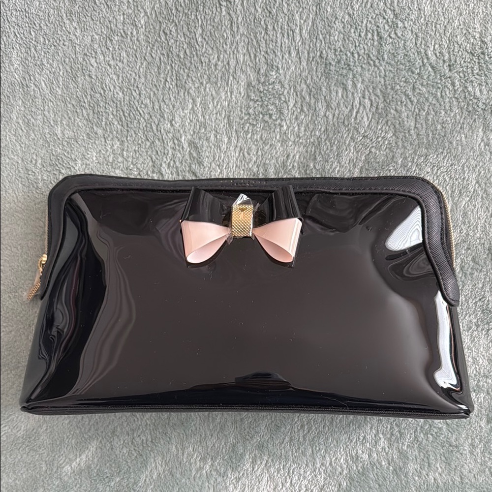 Ted Baker Bow Large Toiletry Bag (brand new)